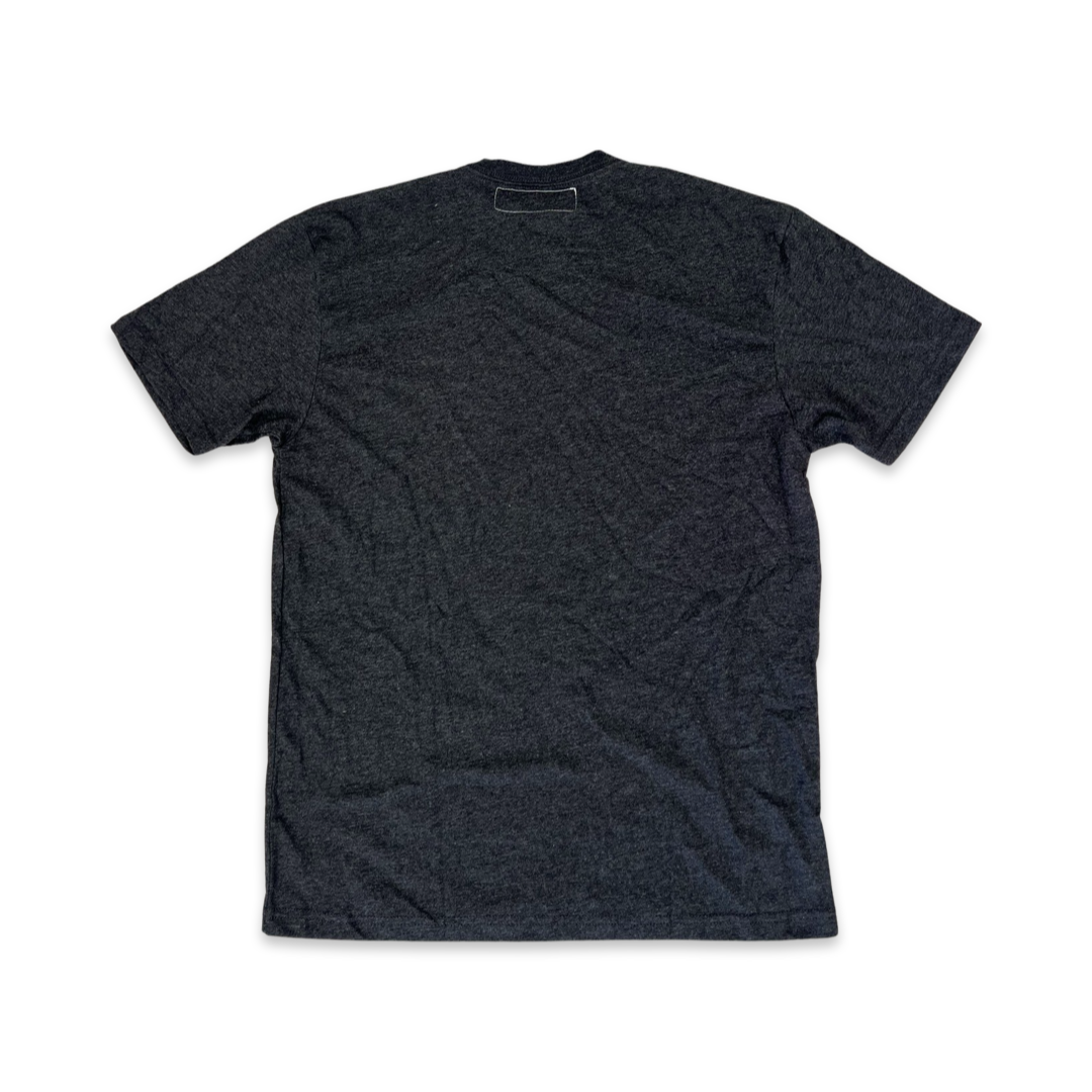 'Badge' T-Shirt - Dark Grey